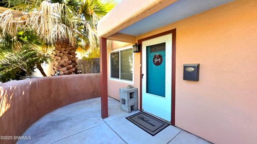 1718 Monte Vista Corte, Alamogordo, NM, 88310-4744 | Card Image