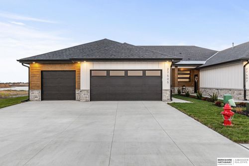 27505 Heron St, Valley, NE, 68064 | Card Image