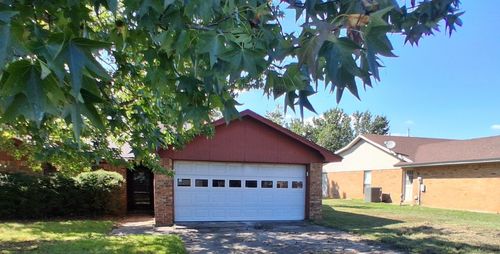 309 Dorthy Orton Dr, Hugo, OK, 74743-1067 | Card Image