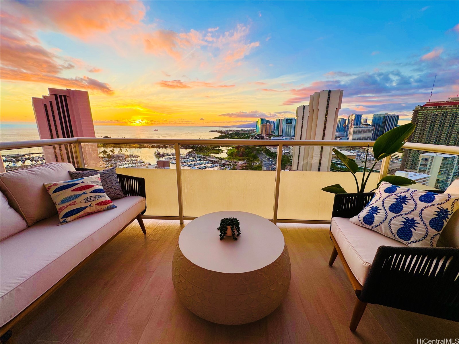 Residential in Honolulu 4