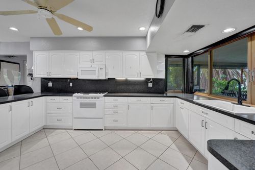 4761 Sw 72nd Ave, Davie, FL, 33314-4115 | Card Image