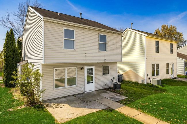 2868 Proclamation Way, Condo with 3 bedrooms, 3 bathrooms and null parking in Columbus OH | Image 36
