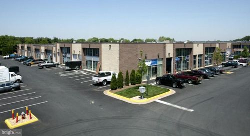 lmn-14512 Lee Rd, CHANTILLY, VA, 20151-1636 | Card Image