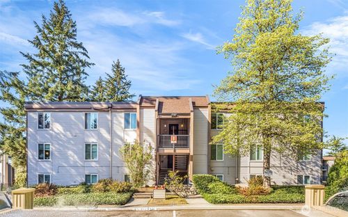 apt-i17-14600 Ne 32nd St, Bellevue, WA, 98007-3692 | Card Image