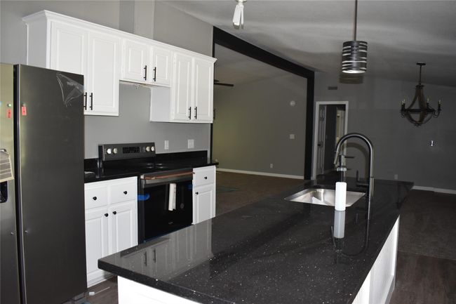 25 Wood Gln, House other with 3 bedrooms, 2 bathrooms and null parking in Trinity TX | Image 13