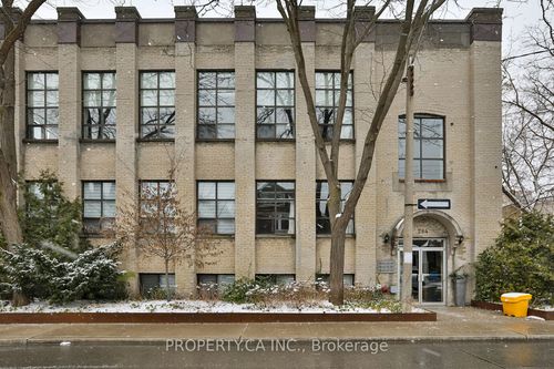 205-284 St Helens Ave, Toronto, ON, M6H4A4 | Card Image