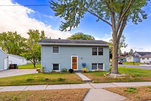 1020 Lake Street, Onalaska, WI, 54650 | Card Image