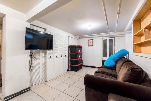 6237 S California Ave, Chicago, IL, 60629-2316 | Card Image