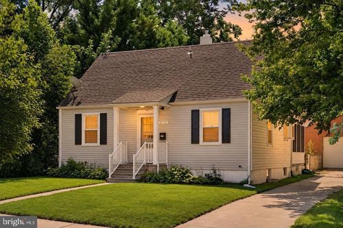 2712 Newton St, SILVER SPRING, MD, 20902-1230 | Card Image