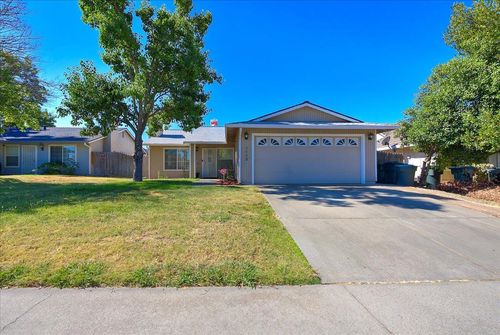 8645 Meandering Way, Antelope, CA, 95843-5867 | Card Image