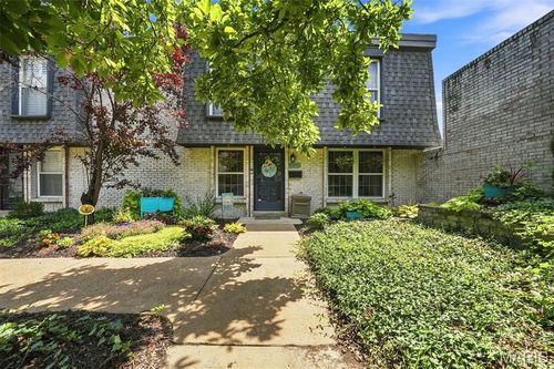 13536 Coliseum Dr, Chesterfield, MO, 63017-3005 | Card Image