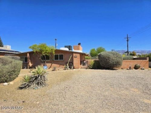 4743 E Scarlett St, Tucson, AZ, 85711-4334 | Card Image
