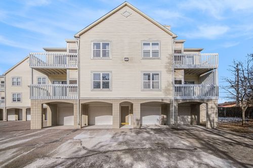 2-2201 S Huron Parkway, Ann Arbor, MI, 48104 | Card Image