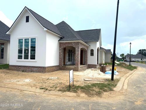 209 Hearth St, Lafayette, LA, 70508-8373 | Card Image