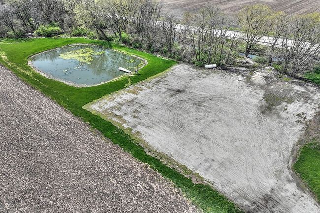 1601 State Highway 128, Home with 0 bedrooms, 2 bathrooms and 20 parking in Bethany IL | Image 8