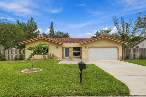 9041 Nw 27th Place, Coral Springs, FL, 33065 | Card Image