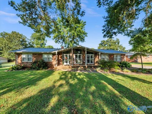 1104 Wildwood Drive, Scottsboro, AL, 35768 | Card Image