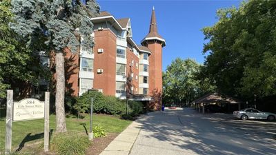 202 - 384 Erb St W, House attached with 2 bedrooms, 1 bathrooms and 1 parking in Waterloo ON | Image 1