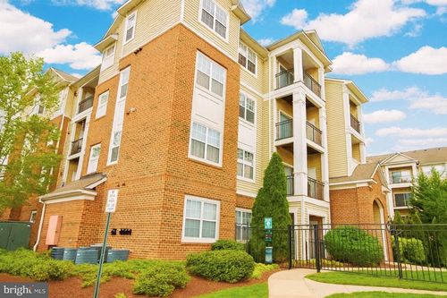 apt-219-12958 Centre Park Cir, HERNDON, VA, 20171-5925 | Card Image
