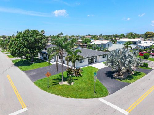 491 Se 19th Ave, Pompano Beach, FL, 33060-7639 | Card Image