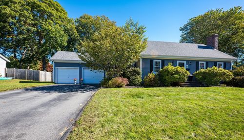 29 Evergreen St, Fairhaven, MA, 02719-5417 | Card Image