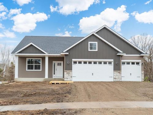 832 Forest Edge Dr, Jordan, MN, 55352-4502 | Card Image