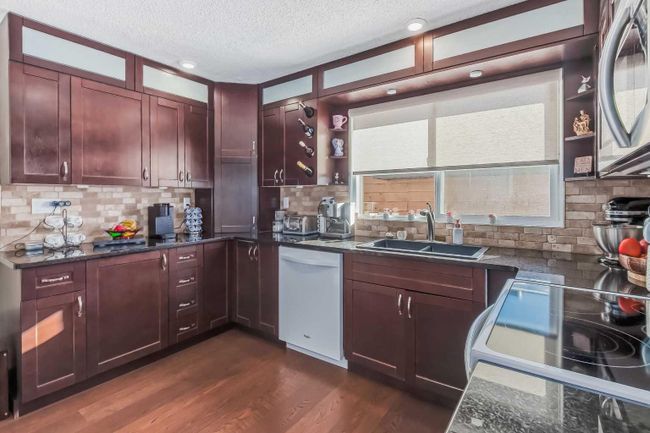 8 Goard Close, Home with 3 bedrooms, 2 bathrooms and 3 parking in Red Deer AB | Image 10