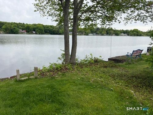 25 Lakeview St, Thompson, CT, 06277-1342 | Card Image
