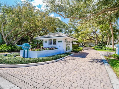 21-131 Peppertree Dr, Vero Beach, FL, 32963-5003 | Card Image