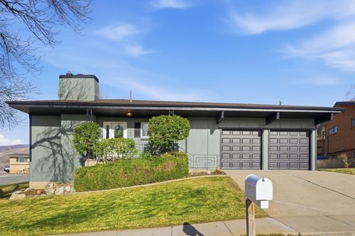 1087 Arlington Way, Bountiful, UT, 84010-2304 | Card Image