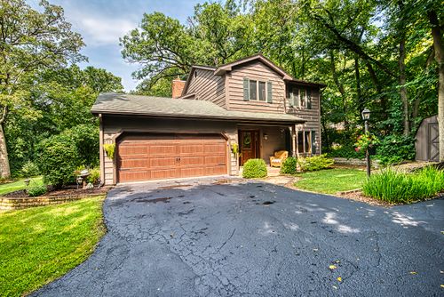 3N411 Maple Ct, West Chicago, IL, 60185-1114 | Card Image