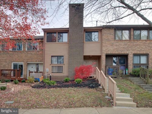 20465 Waters Point Ln, GERMANTOWN, MD, 20874-1066 | Card Image