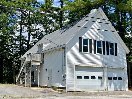 44 Allen Avenue Ext, Falmouth, ME, 04105-1800 | Card Image