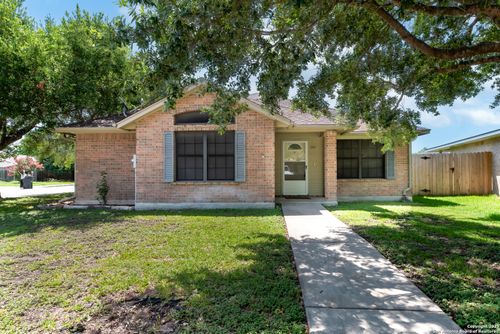 1571 Kimberly Dawn Dr, New Braunfels, TX, 78130-1124 | Card Image