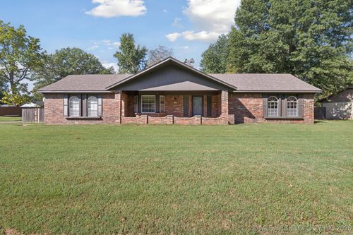 9726 S Houston Ave, Jenks, OK, 74037-3409 | Card Image