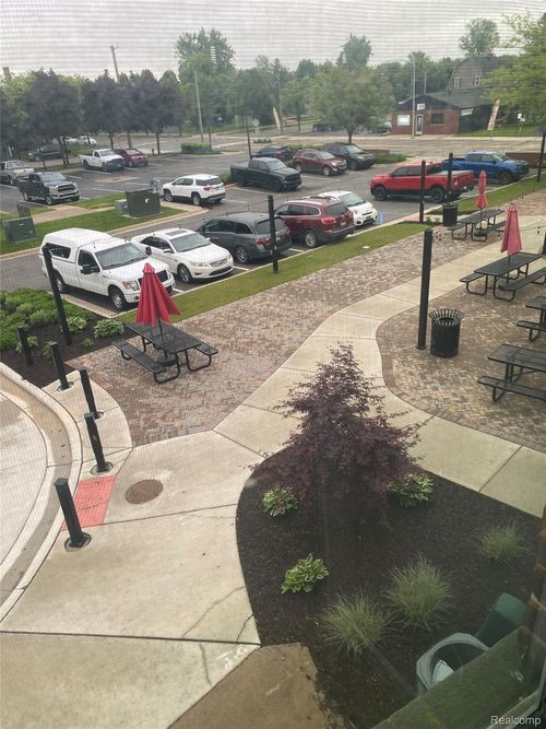 116 Tecumseh St, Dundee, MI, 48131-1050 | Card Image