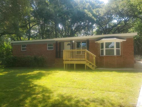 1095 Kathleen Ave, Cantonment, FL, 32533-6907 | Card Image