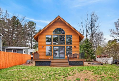 2 Chickadee Lane, Raymond, ME, 04071 | Card Image