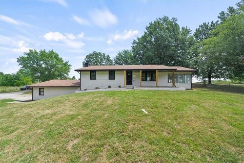 17625 B Highway, Edgerton, MO, 64444 | Card Image