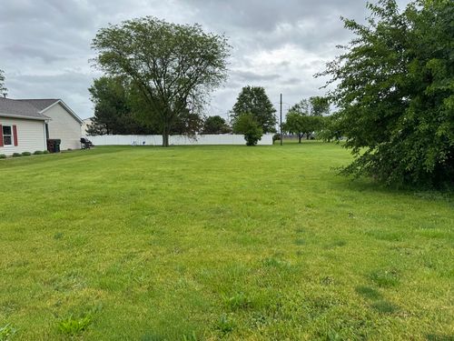 504 N Pine St, Gardner, IL, 60424-7059 | Card Image