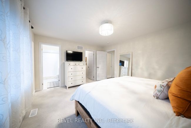 63 Santos Dr, House other with 3 bedrooms, 3 bathrooms and 2 parking in Caledonia ON | Image 20