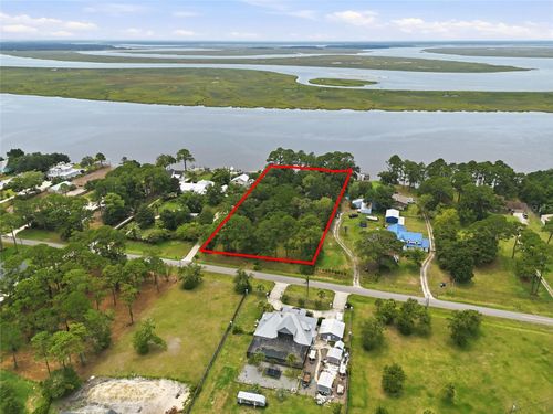 95289 Nassau River Rd, FERNANDINA BEACH, FL, 32034-9523 | Card Image