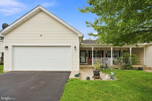 254 Dorothy Ct, INWOOD, WV, 25428-4986 | Card Image