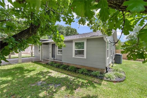 404 Emmett St, Bryan, TX, 77802-1603 | Card Image