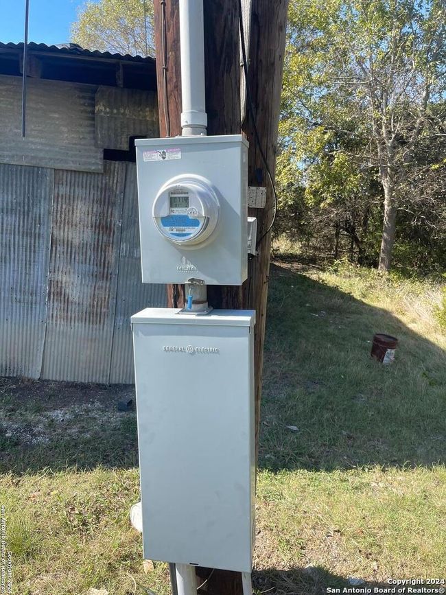 188 De La Fuente Rd., House other with 2 bedrooms, 2 bathrooms and null parking in Blanco TX | Image 11