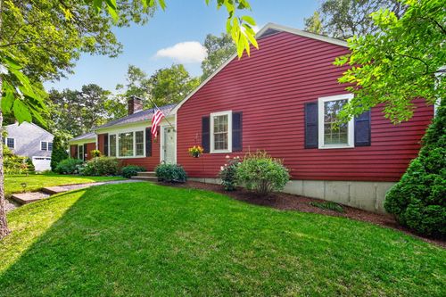7 Bent Bluff Ln, Yarmouth Port, MA, 02675-2519 | Card Image