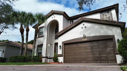 19389 Stonebrook St, Weston, FL, 33332-2430 | Card Image