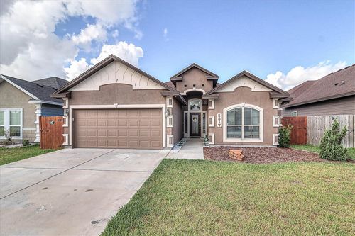5817 Bella Di Giorno Dr, Corpus Christi, TX, 78414-4445 | Card Image