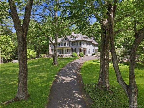 254 Mclain St, Mount Kisco, NY, 10549-4931 | Card Image