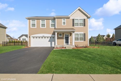 166 Morning Glory Way, Elgin, IL, 60124-0205 | Card Image